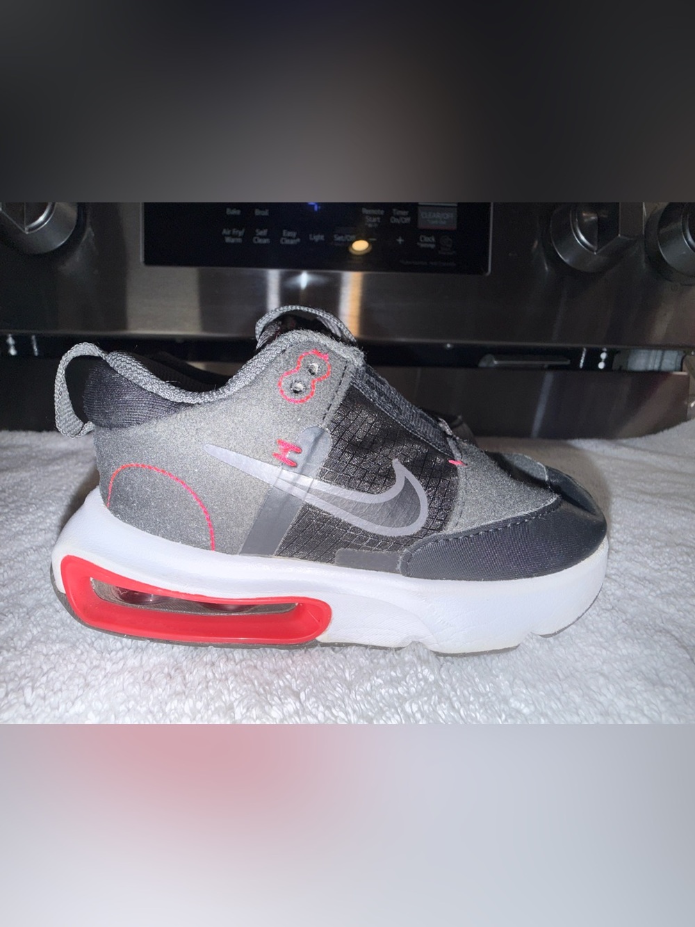 Nike Kids Gray/Black/Red Air Max Sneaker Size 8C